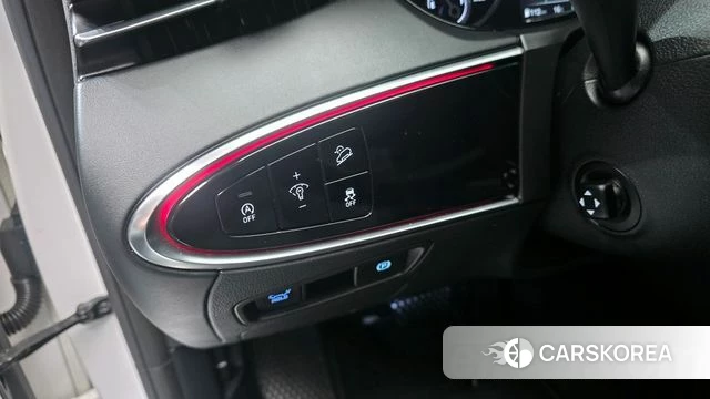 Genesis GV70 2021 Белый из Кореи, фото 4