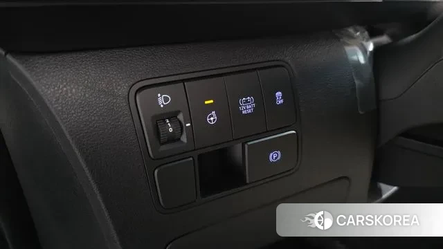 Hyundai Staria 2025 Белый из Кореи, фото 4