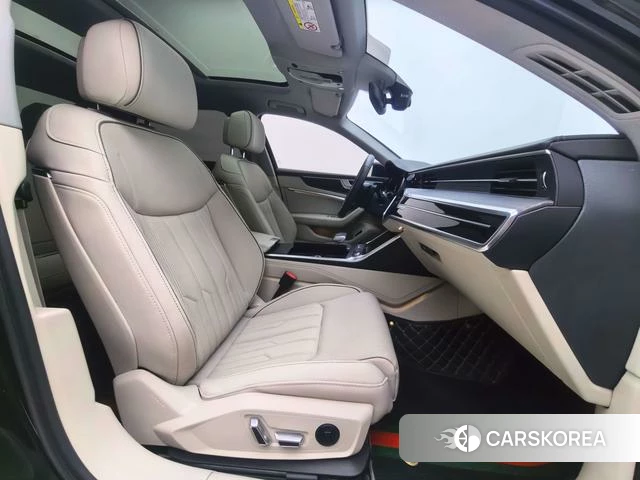 Audi A6L 2023 Черный из Китая, фото 4