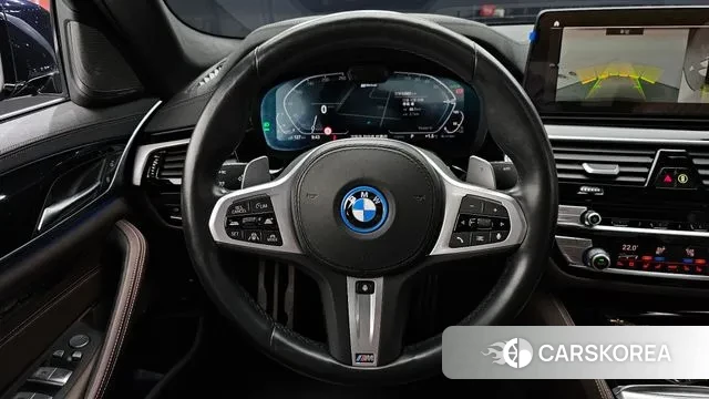 BMW 5 Series (G30) 2022 Черный из Кореи, фото 4