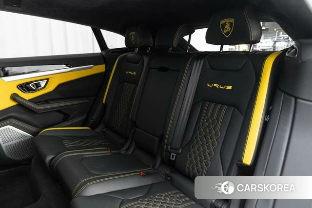 Lamborghini Urus 2023 Черный из Китая, фото 4