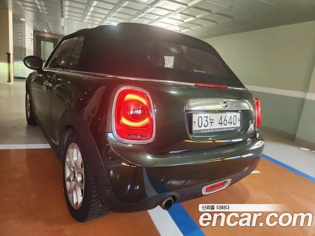 Mini Cooper Convertible 2018 Зеленый из Кореи, фото 4