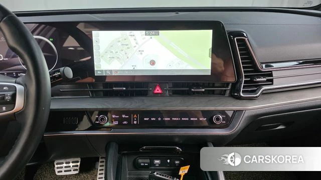 Kia Sportage 5th Generation Hybrid 2024 Белый из Кореи, фото 4