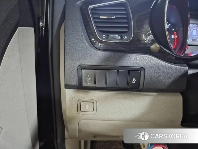 Kia The New Carnival 2020 Черный из Кореи, фото 4