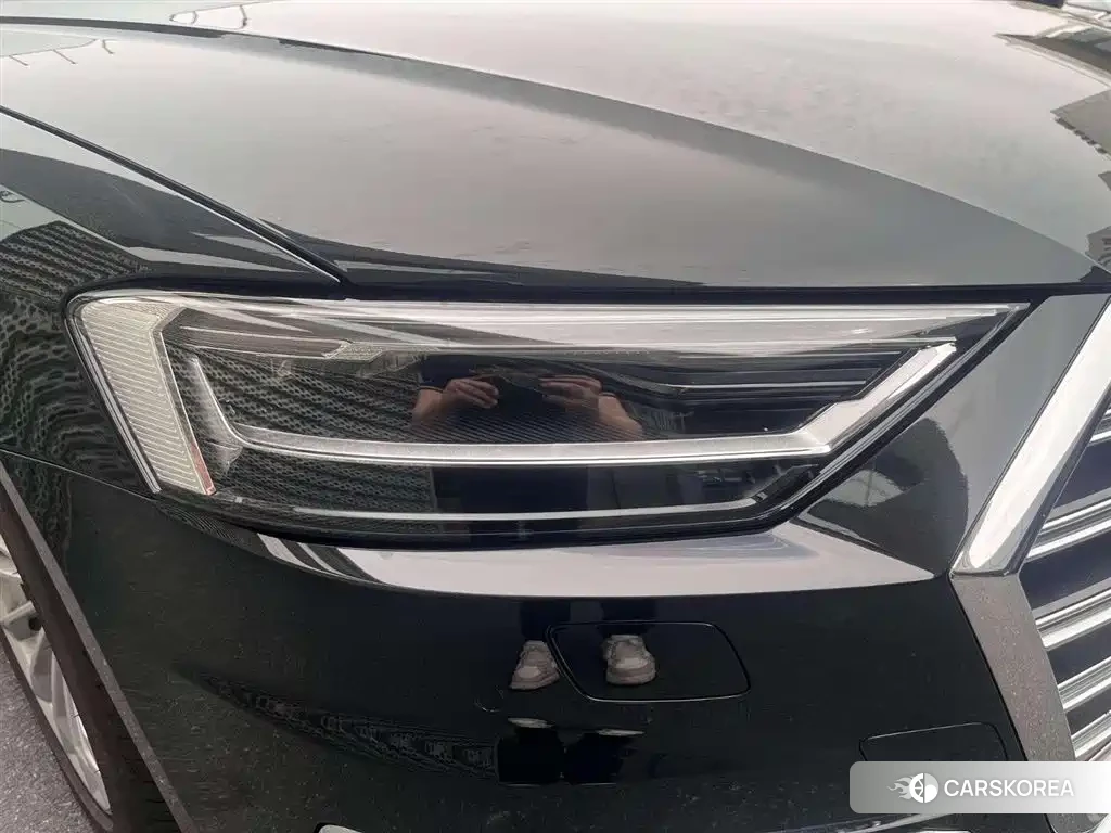 Audi A8 2021 Черный из Китая, фото 4