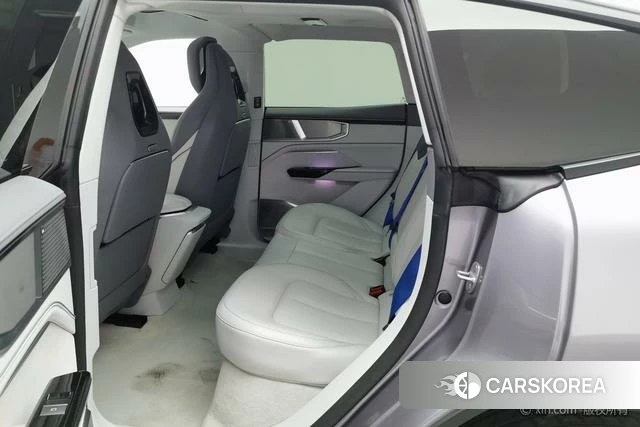 Gao He HiPhi Y 2023 Фиолетовый из Китая, фото 4