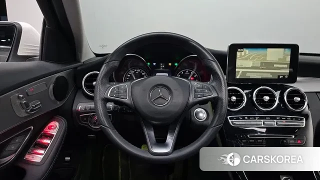 Mercedes-Benz C-Class W205 2018 Белый из Кореи, фото 4