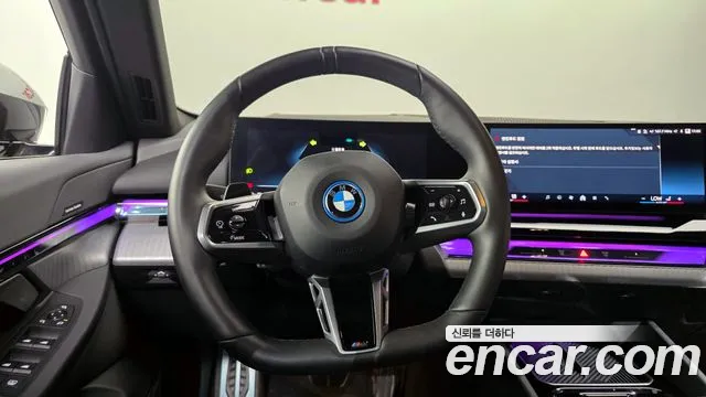 BMW i5 (G60) 2023 Черный из Кореи, фото 4