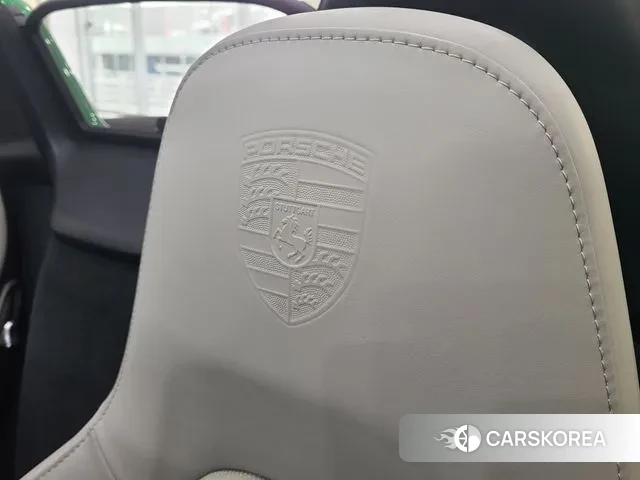 Porsche 718 Boxster 2021 Зеленый из Кореи, фото 4