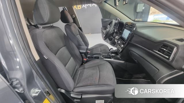 Ssangyong Berry New Tivoli 2022 Серебристо-серый из Кореи, фото 4