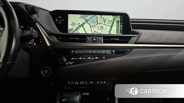 Lexus ES300h 7th generation 2018 Черный из Кореи, фото 4