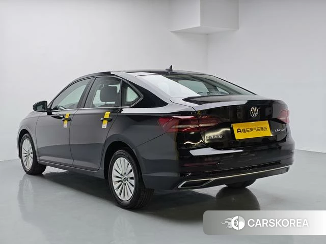 Volkswagen Lavida 2022 Черный из Китая, фото 4