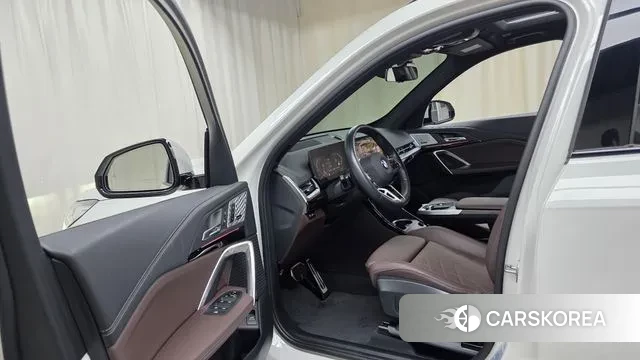 BMW X1 (U11) 2023 Белый из Кореи, фото 4