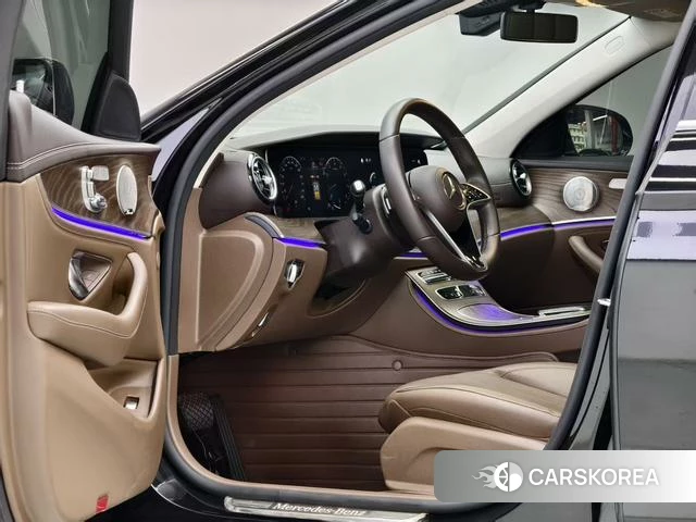 Mercedes-Benz E-class id 3908635 из Китая 4