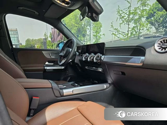 Mercedes-Benz GLB 2024 Черный из Китая, фото 4