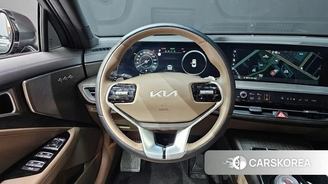 Kia K8 2023 Серебристо-серый из Кореи, фото 4