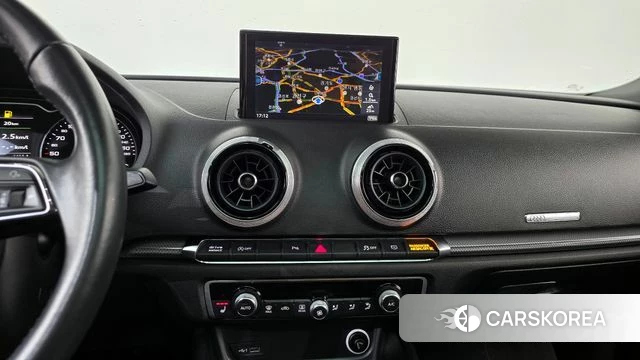 Audi New A3 2018 Черный из Кореи, фото 4