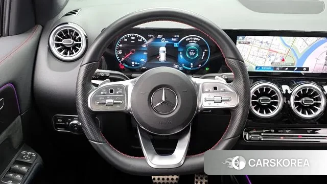 Mercedes-Benz GLA - Class H247 2023 Черный из Кореи, фото 4