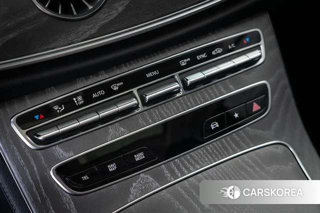 Mercedes-Benz CLS 2022 Белый из Китая, фото 4