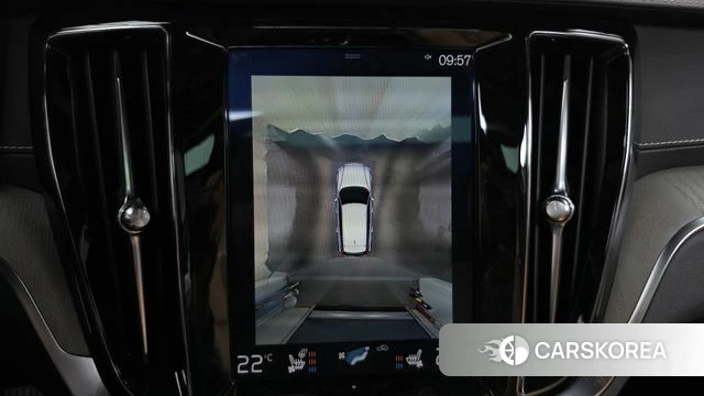 Volvo V60 Cross-Country 2nd Generation 2019 Белый из Кореи, фото 4