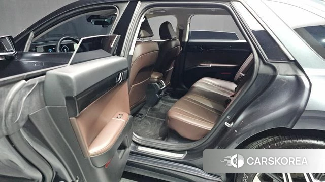 Hyundai Grandeur Hybrid (GN7) 2023 Серый из Кореи, фото 4