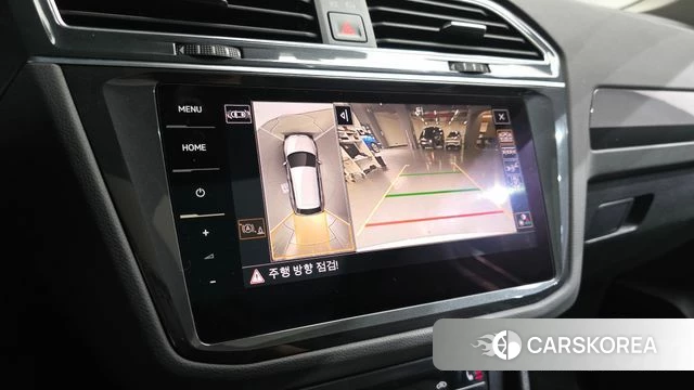 Volkswagen Tiguan second Generation 2023 Белый из Кореи, фото 4