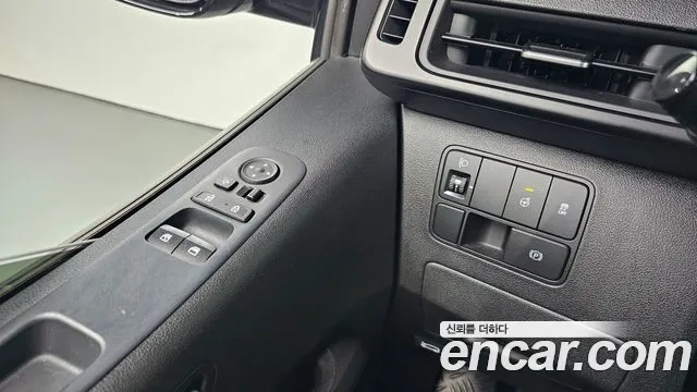 Hyundai Staria 2021 Черный из Кореи, фото 4