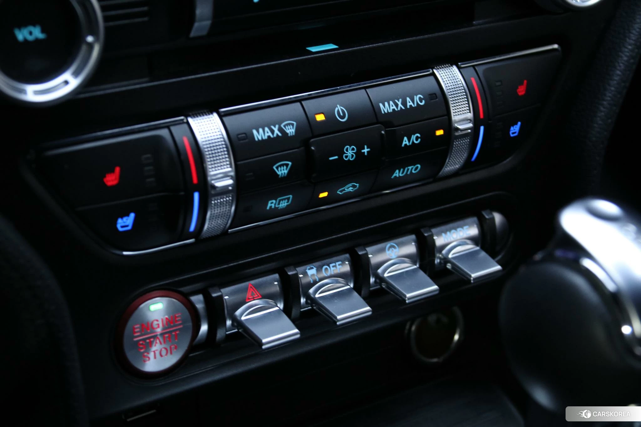Ford Mustang 2020 Черный из Китая, фото 4