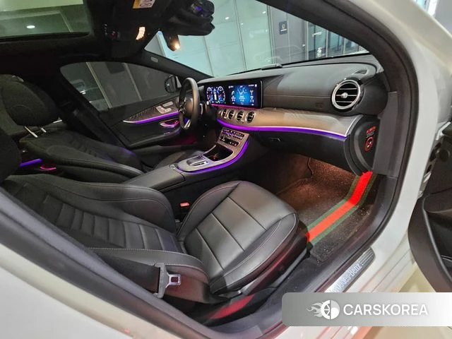 Mercedes-Benz E-Class W213 2022 Белый из Кореи, фото 4