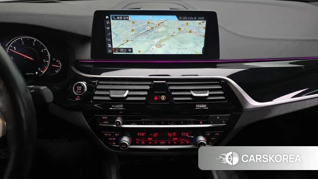 BMW 5 Series (G30) 2018 Серый из Кореи, фото 4