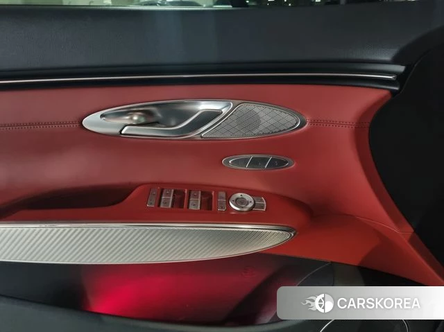 Genesis GV70 2021 Темно-зеленый из Кореи, фото 4
