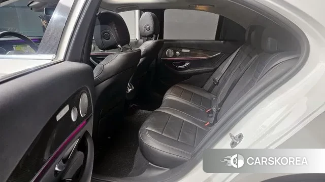 Mercedes-Benz E-Class W213 2020 Белый из Кореи, фото 4