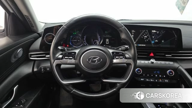 Hyundai Avante Hybrid (CN7) 2022 Белый из Кореи, фото 4