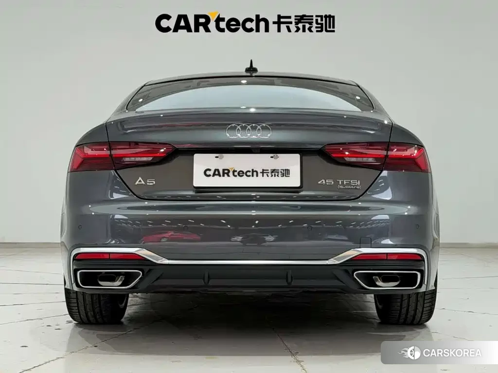 Audi A5 2026 Silver/gray из Китая, фото 4