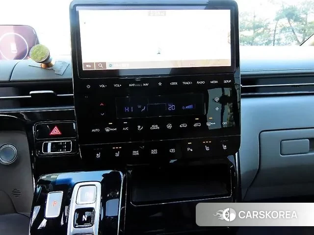 Hyundai Staria 2022 Белый из Кореи, фото 4