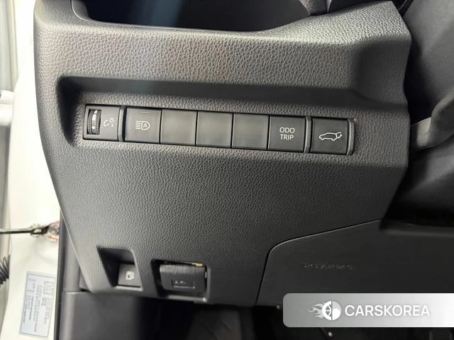 Toyota RAV4 5th Generation 2023 Белый из Кореи, фото 4