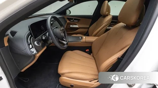 Mercedes-Benz E-Class W214 2024 Белый из Кореи, фото 4