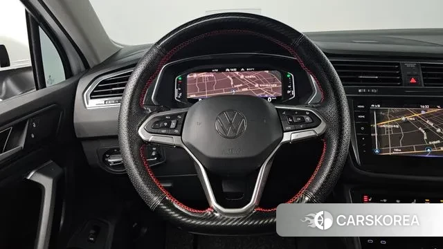 Volkswagen Tiguan second Generation 2022 Белый из Кореи, фото 4