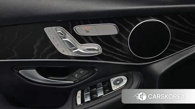 Mercedes-Benz GLC-Class X253 2019 Белый из Кореи, фото 4