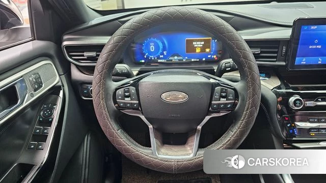 Ford Explorer 6th Generation 2022 Белый из Кореи, фото 4