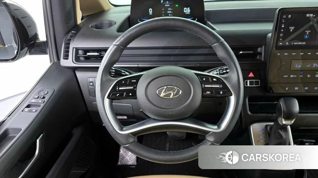 Hyundai Staria 2023 Серебряный из Кореи, фото 4