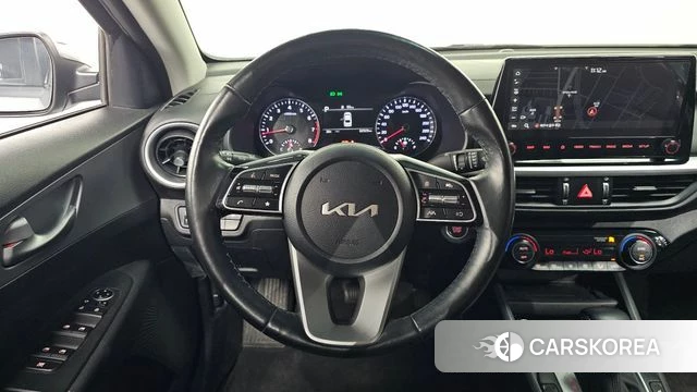 Kia The New K3 2nd generation 2022 Серый из Кореи, фото 4