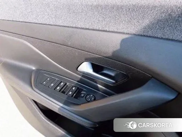 Peugeot 408 2023 Белый из Кореи, фото 4