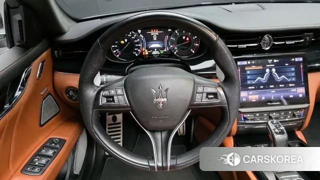 Maserati Quattroporte 2023 Серый из Кореи, фото 4