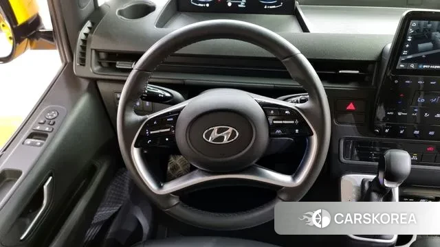 Hyundai Staria 2024 Желтый из Кореи, фото 4