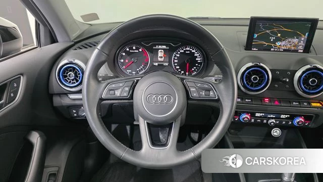 Audi New A3 2018 Черный из Кореи, фото 4