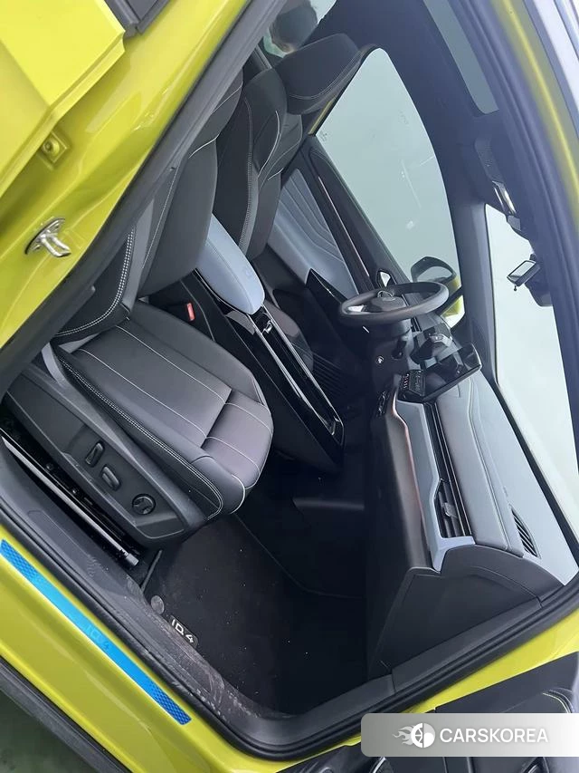 Volkswagen ID.4 X 2022 Желтый из Китая, фото 4