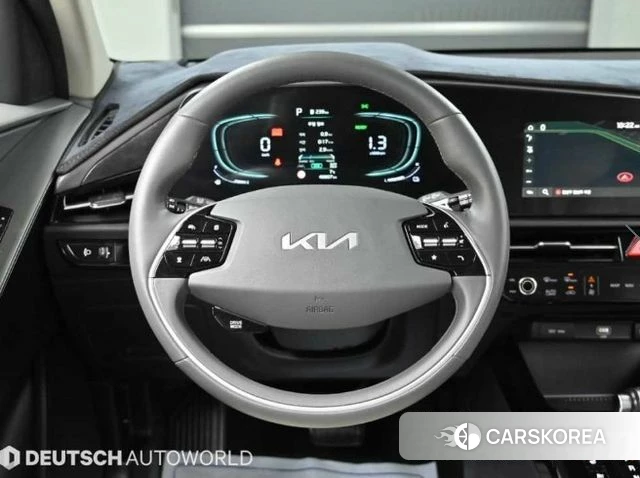 Kia Di Ol Nu Niro 2022 Белый из Кореи, фото 4