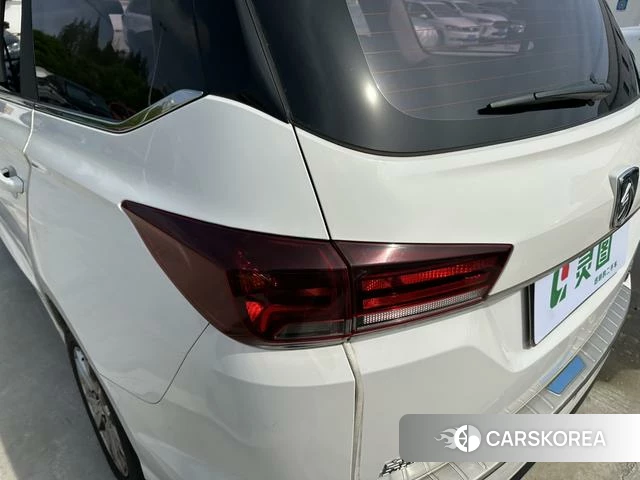Baojun 360 2020 Белый из Китая, фото 4