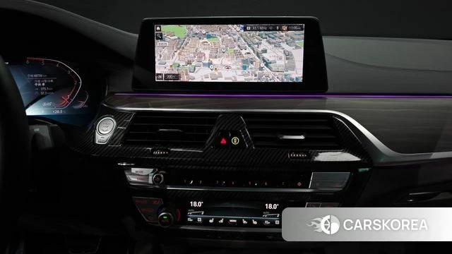 BMW 5 Series (G30) 2019 Серый из Кореи, фото 4